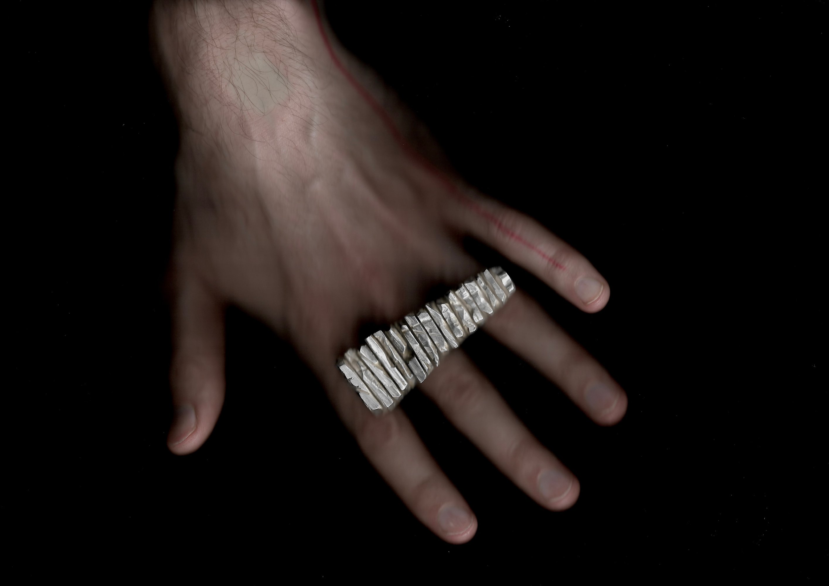Hand 2